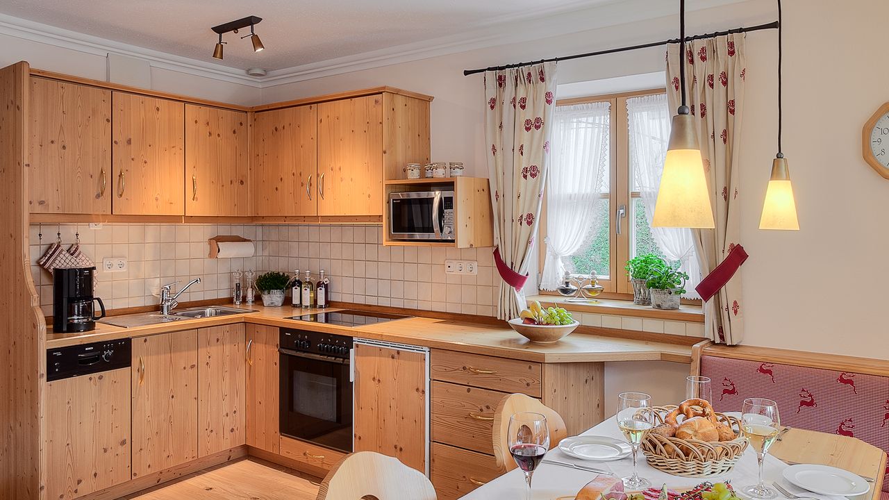 Küche mit Essbereich Küche mit Essbereich